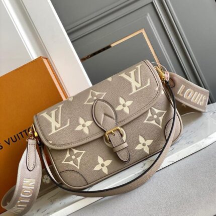 Women Crossbody Shoulder Bag By Louis Vuitton