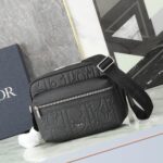 Dior Rider 2.0 Zipped Messenger Bag In UAE