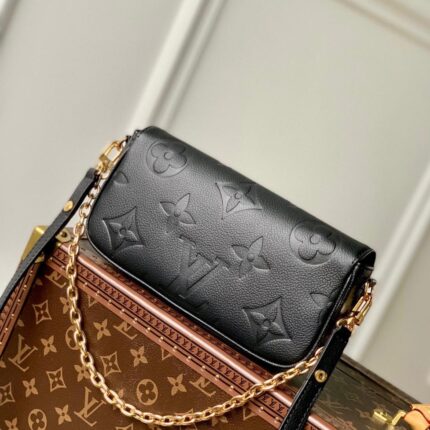 Louis Vuitton Wallet On Chain Ivy Bag In UAE