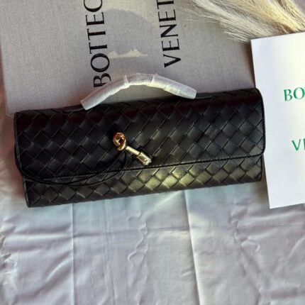 Bottega Veneta Andiamo Clutch In UAE
